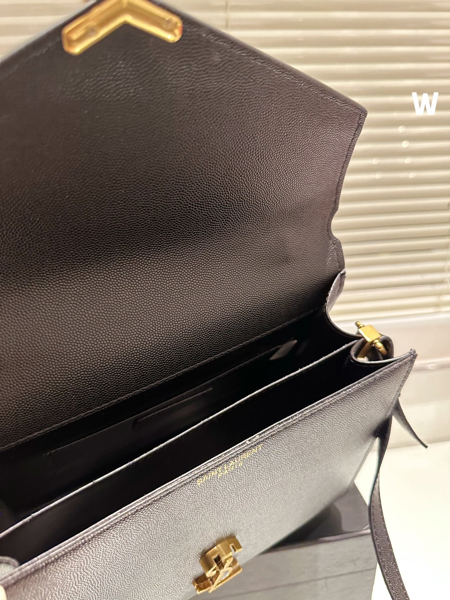 Y CASSANDRA bag size 25*20cm