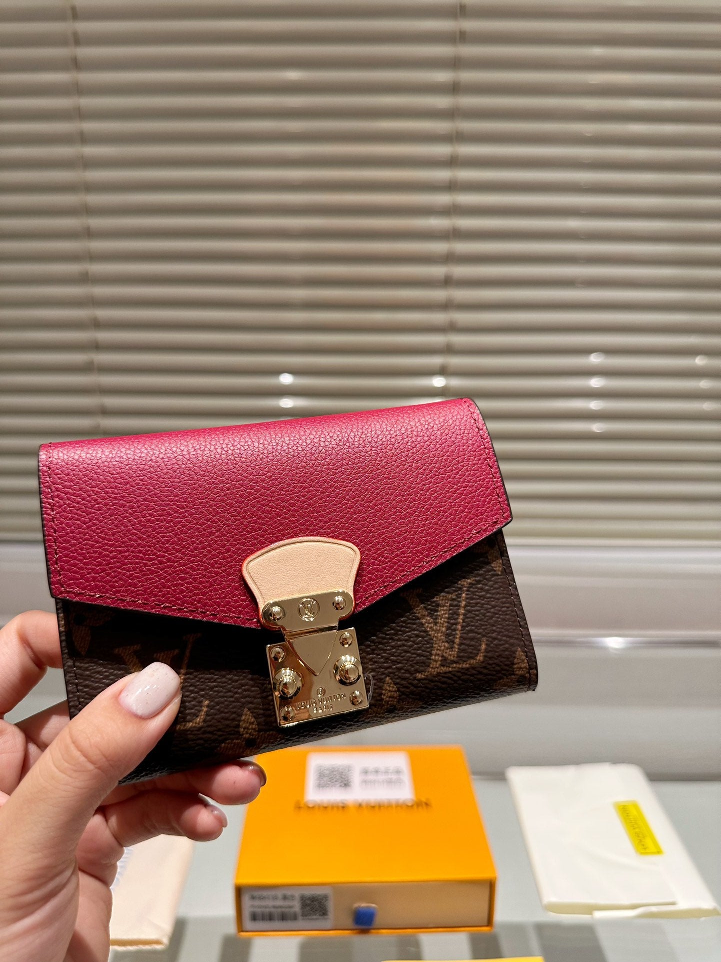 Louis new arrival wallets