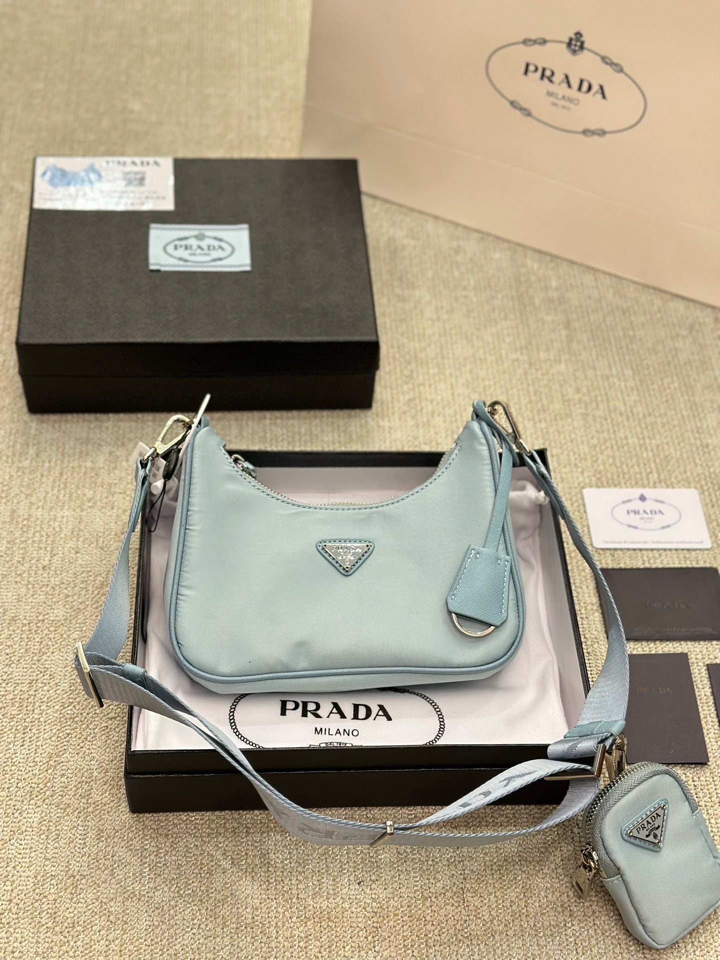 Pra hobo  new arrival bag size : 22 * 16cm