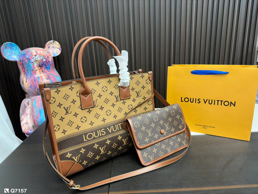 Louis new arrival tote bag size: 35* 27cm