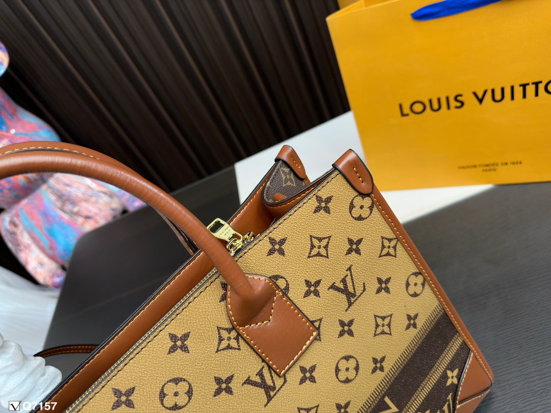 Louis new arrival tote bag size: 35* 27cm