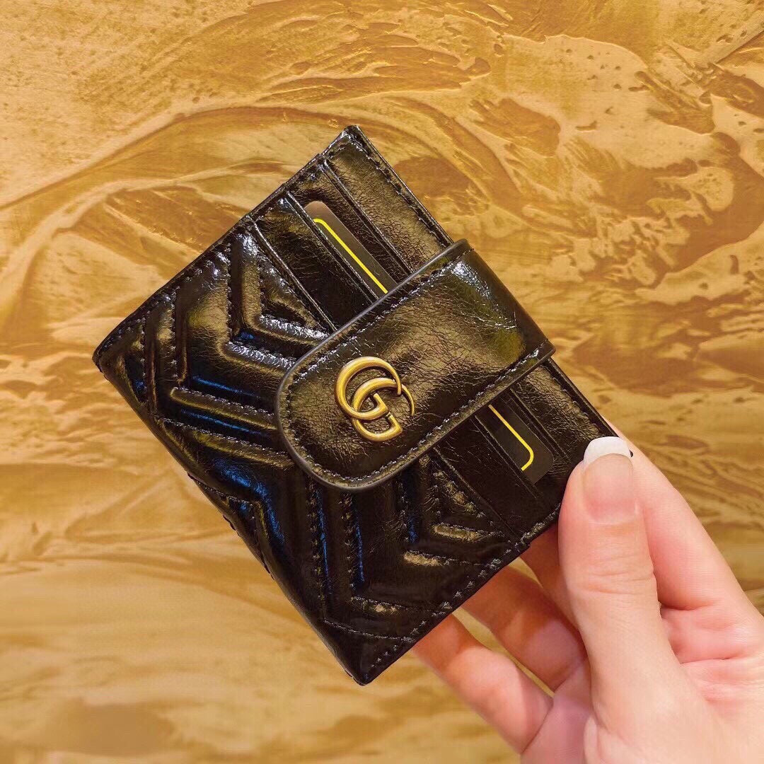 gg new arrival wallets size : 10x9 cm