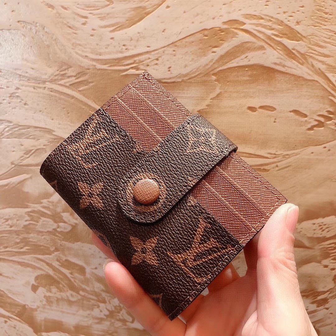 Louis new arrival wallets size: 9x9 cm