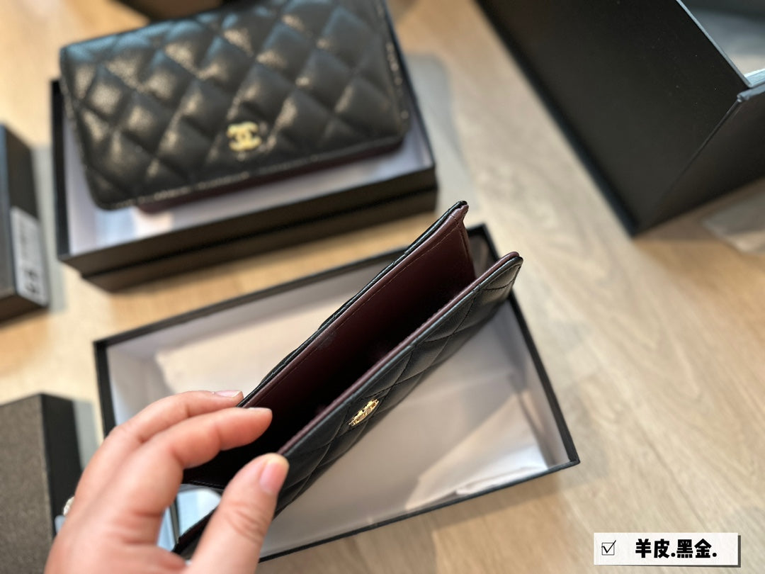 cc wallet top quality size：19*10.5cm