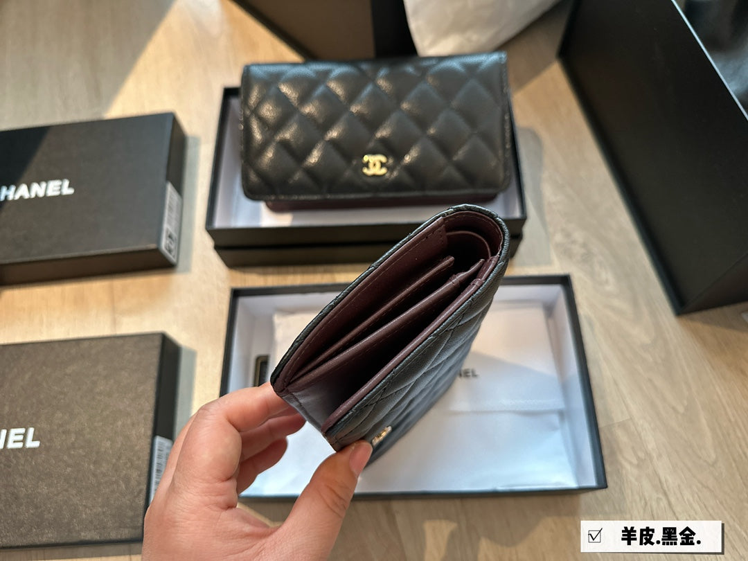 cc wallet top quality size：19*10.5cm