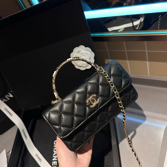 cc woc new arrival bag size : 19 cm