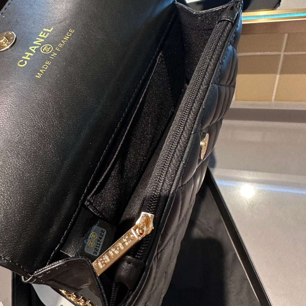 cc woc new arrival bag size : 19 cm