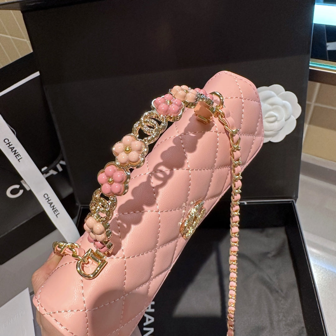 cc woc new arrival bag size : 19 cm