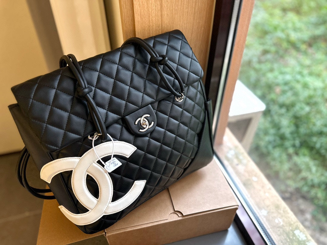 cc new arrival tote bag size: 36 * 30 cm