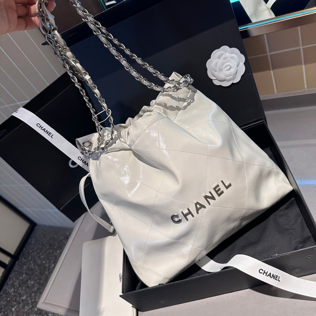 CC 23A 22BAG women bag size : 35 cm