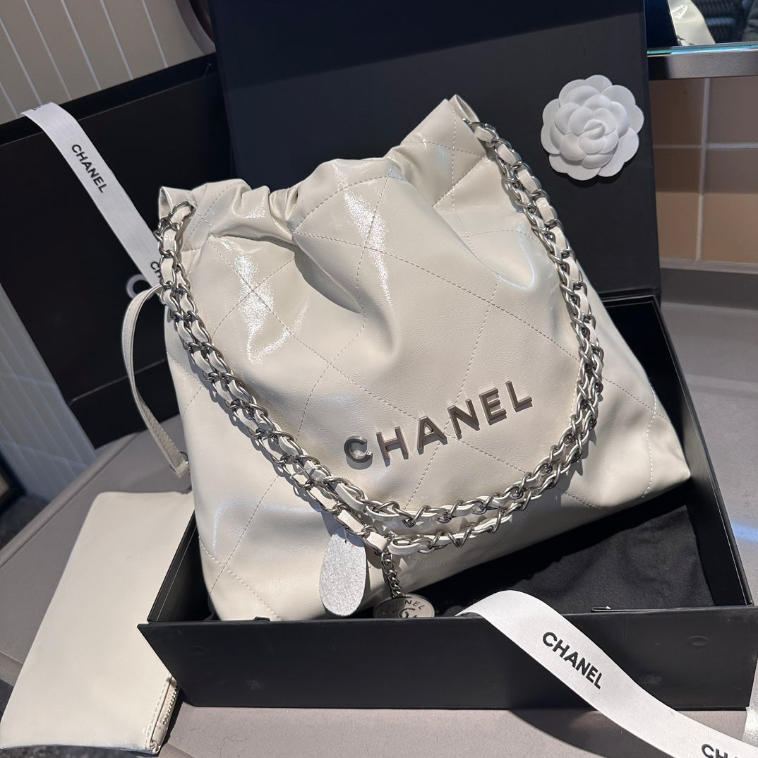 CC 23A 22BAG women bag size : 35 cm