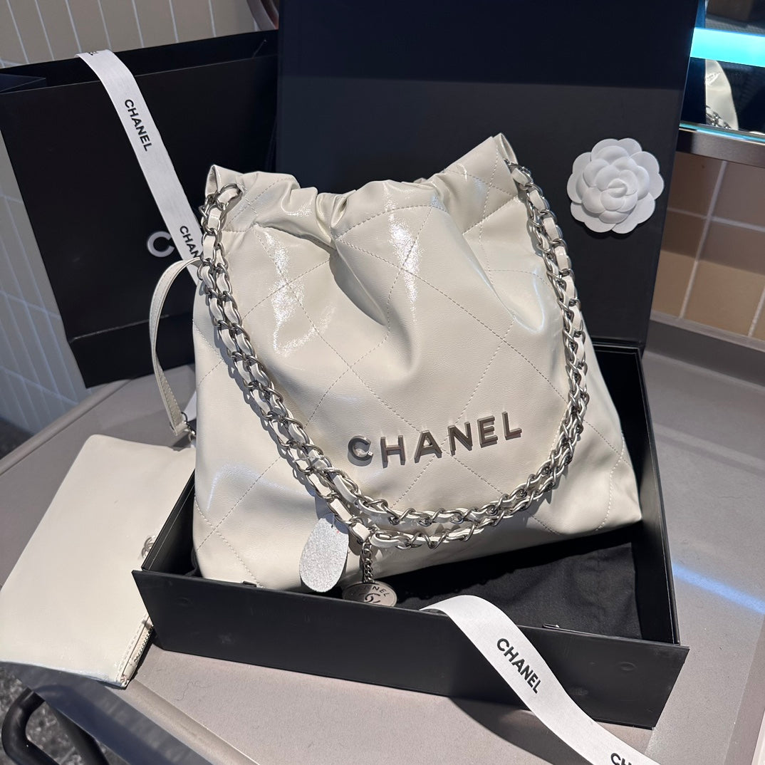 CC 23A 22BAG women bag size : 35 cm