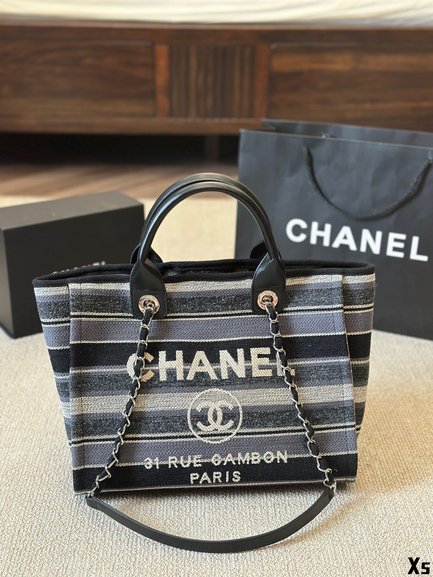 cc new arrival tote bag