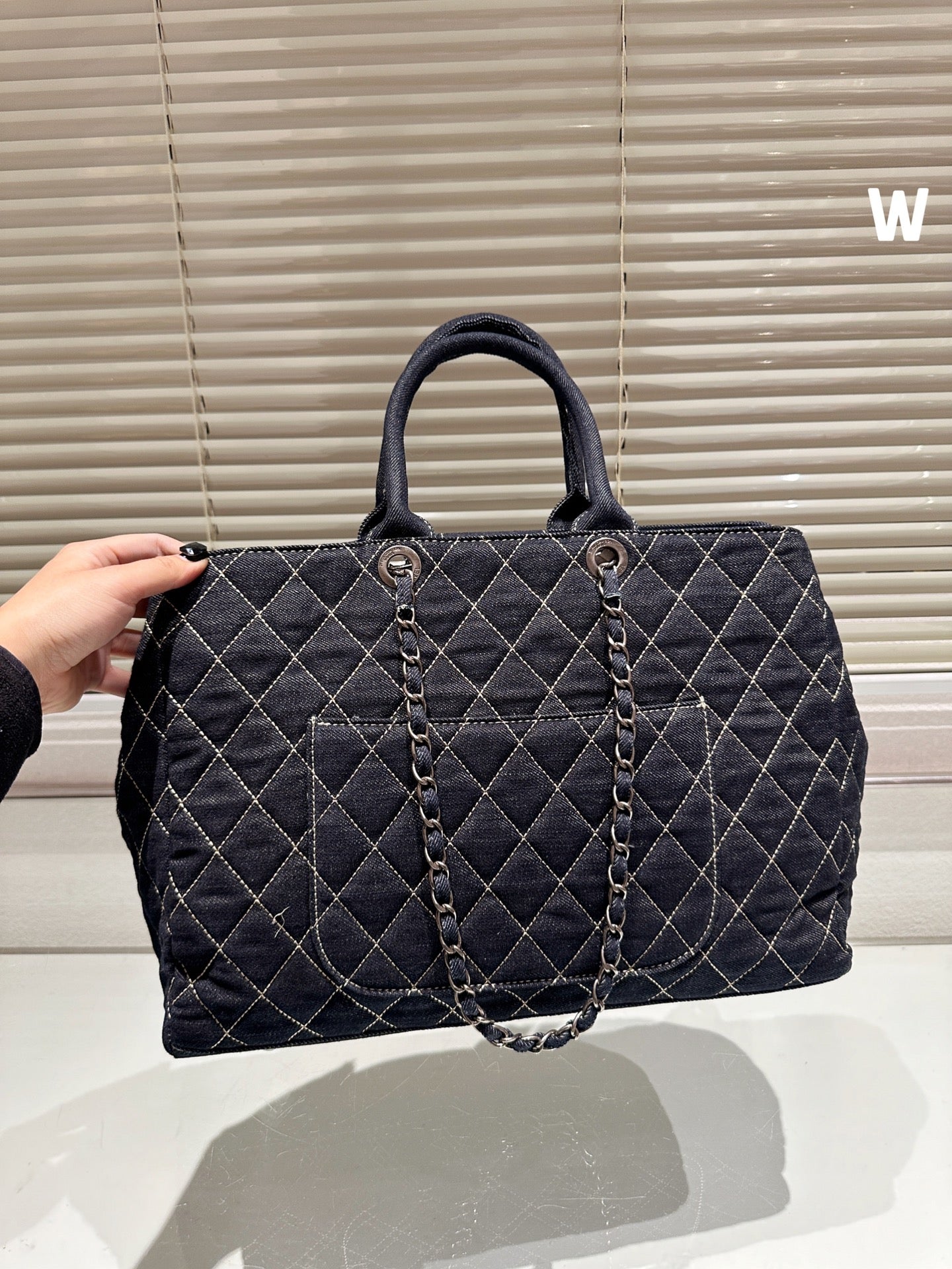 CC Vintage tote bag size 39 * 28cm