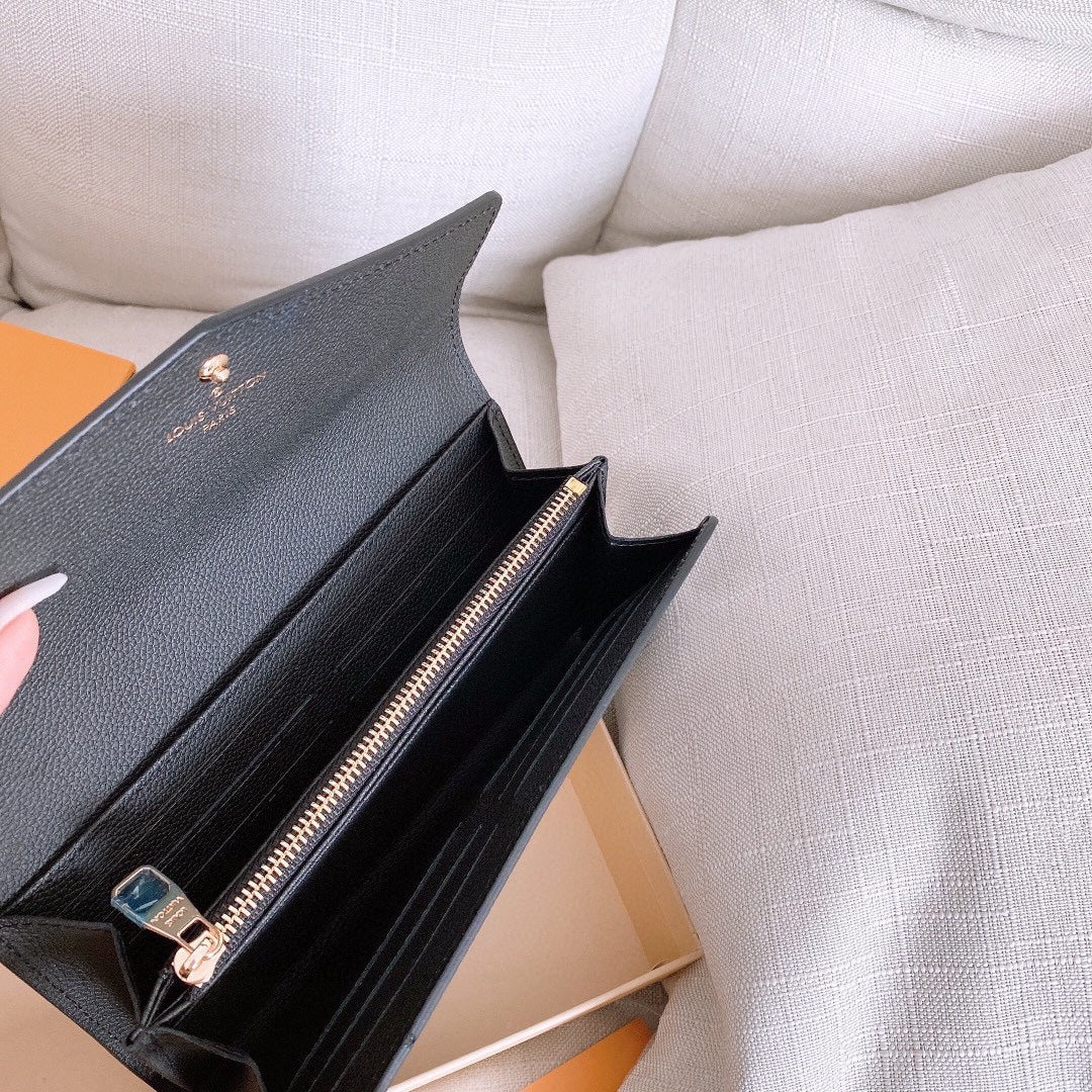 Louis Monogram Empreinte wallet size : 19.5x10.5 cm