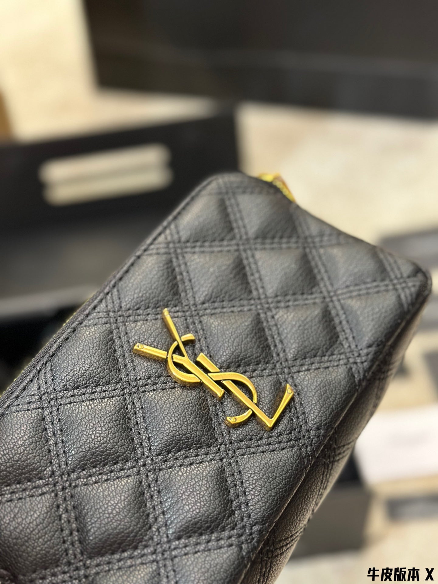 Y GABY BECKY bag size : 20 13cm