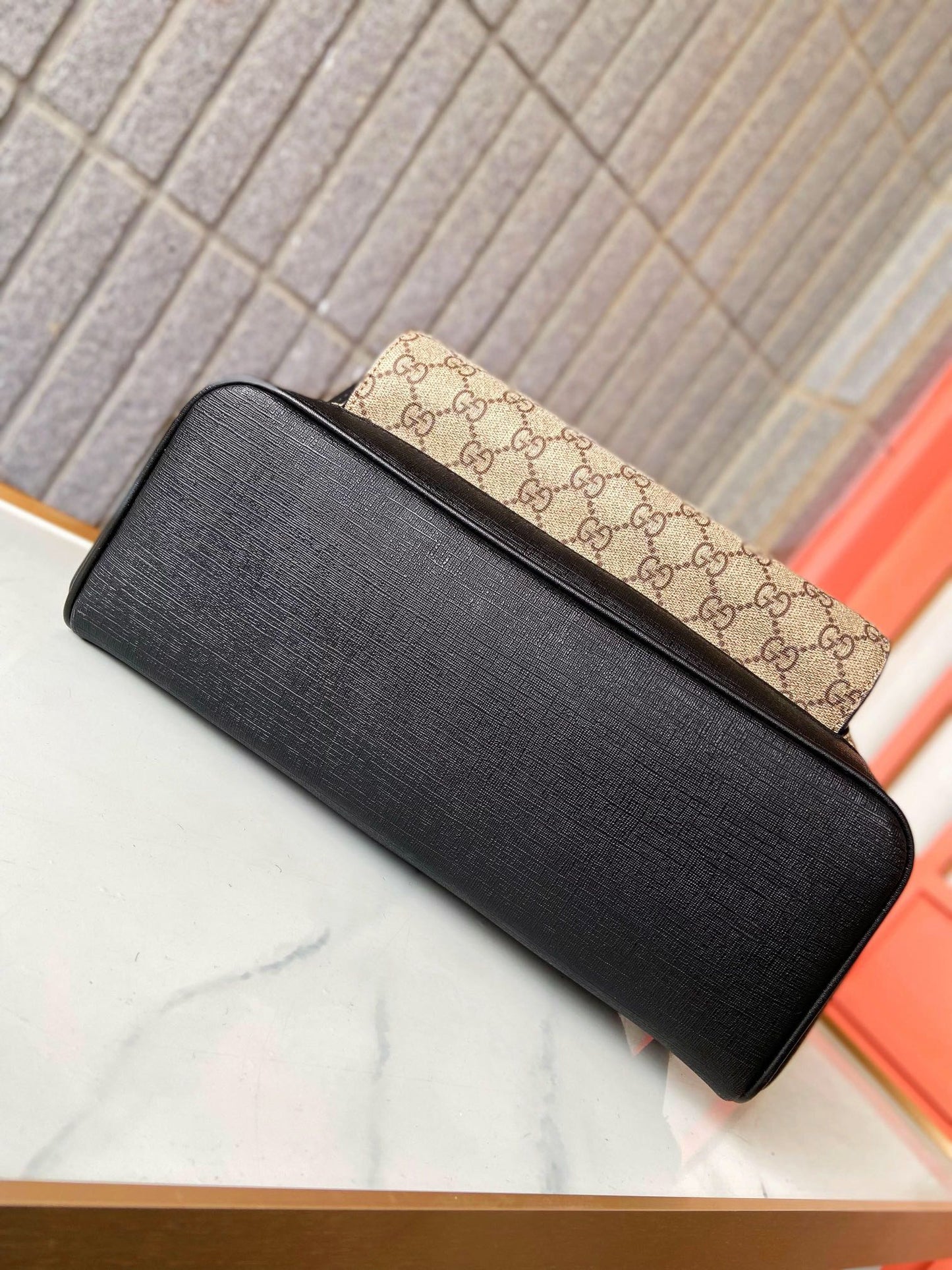 GG new arrival men backpack bag size :32*40*15 cm