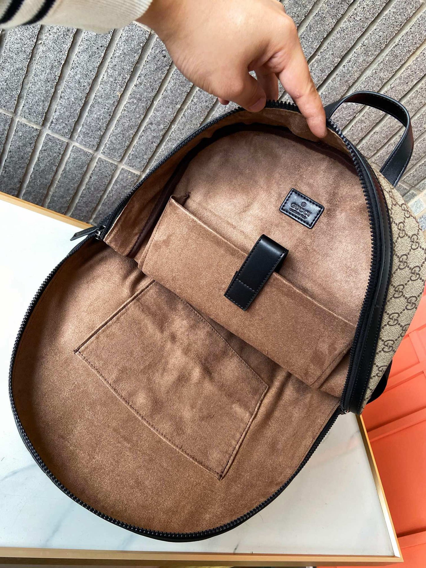 GG new arrival men backpack bag size :32*40*15 cm