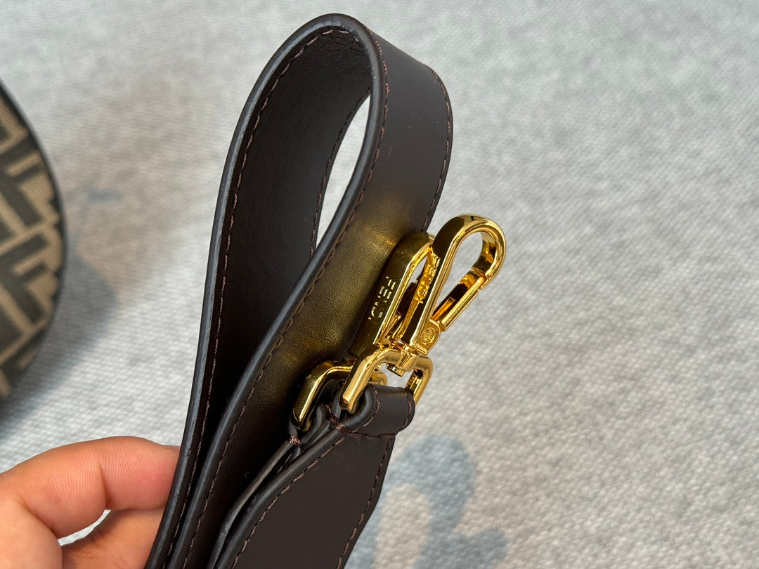 Fen new arrival bag size：28*16cm