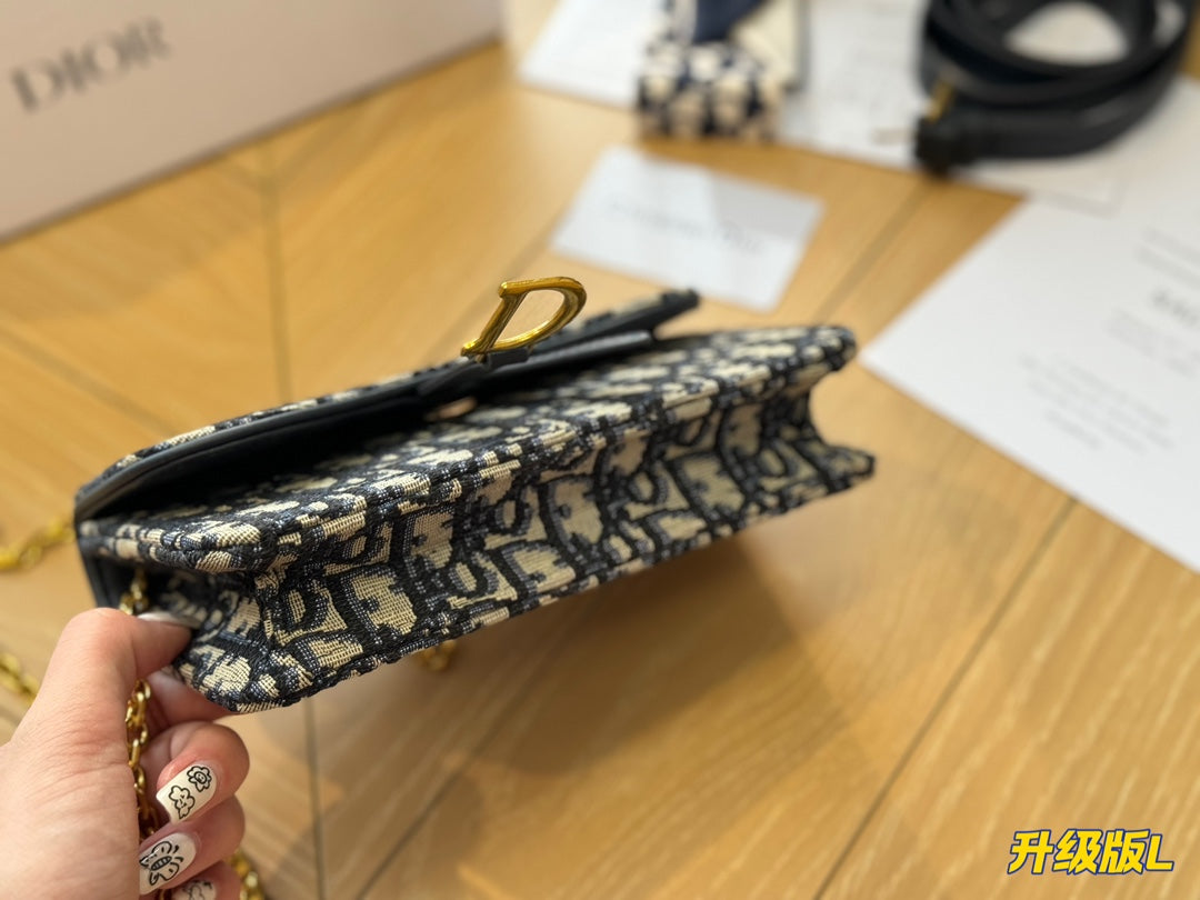 D new arrival woc crossbody bag size: 20*10 cm