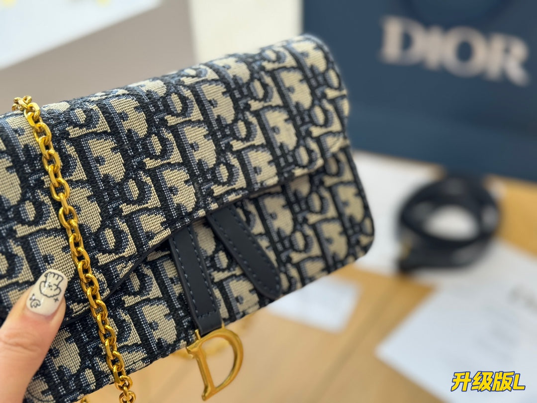 D new arrival woc crossbody bag size: 20*10 cm