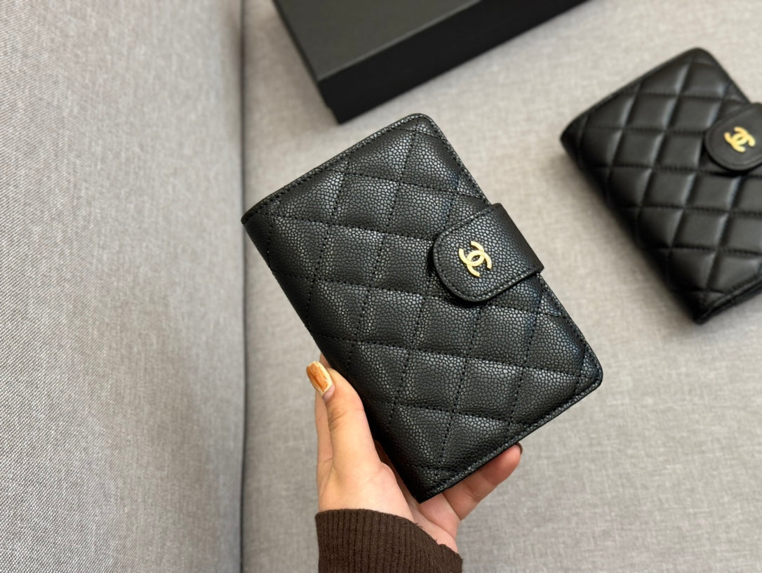 CC new arrival wallet size : 16*11cm