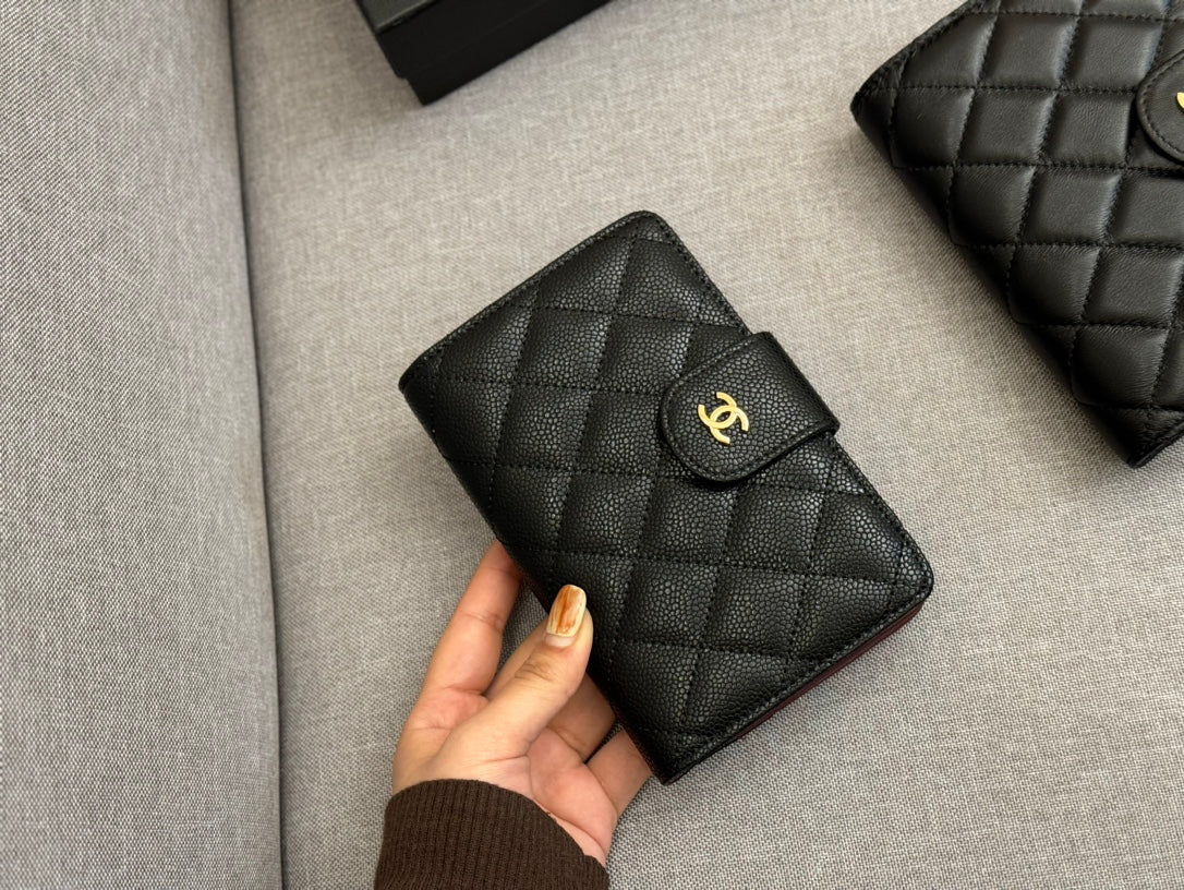 CC new arrival wallet size : 16*11cm