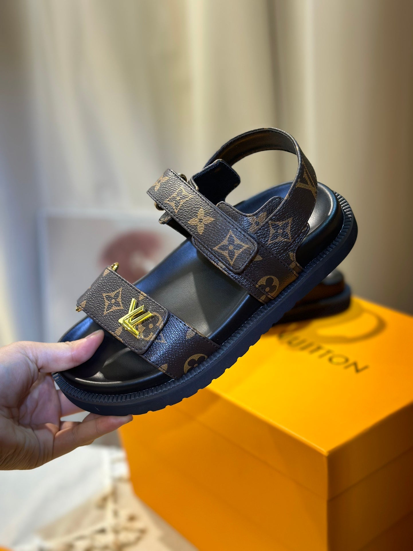 Louis new arrival summer women shoes