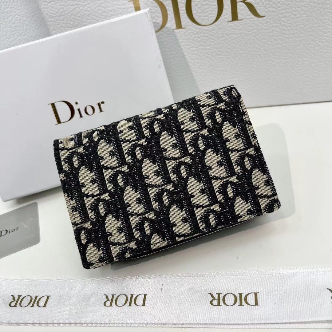 D new arrival wallet size:  13.5*9.5*3.5