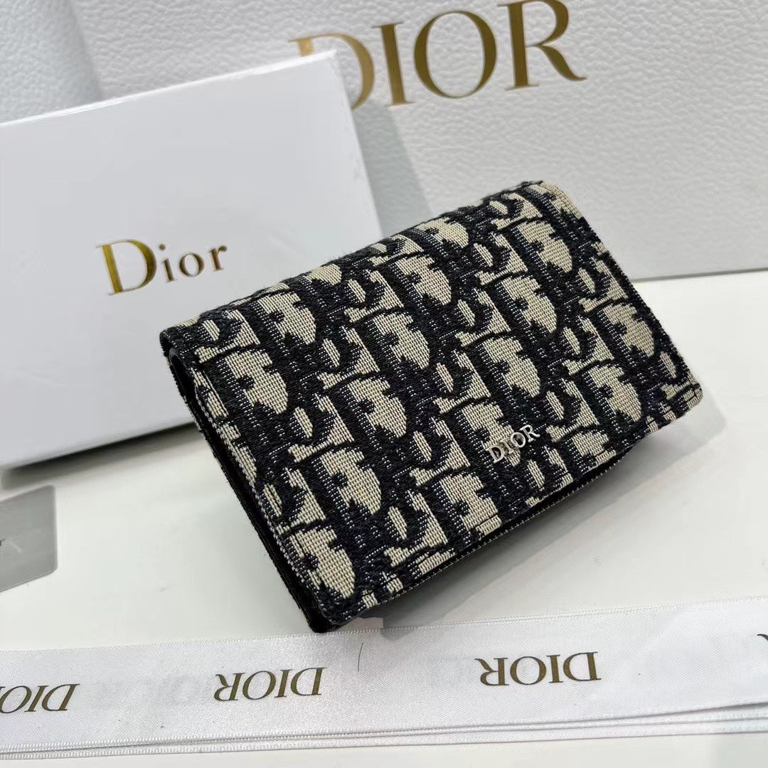 D new arrival wallet size:  13.5*9.5*3.5