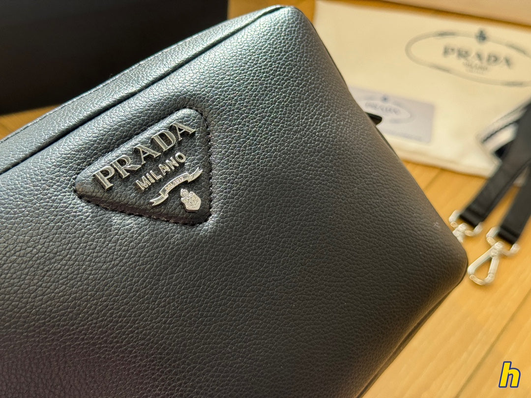 Pra new arrival camera bag size: 22*14cm