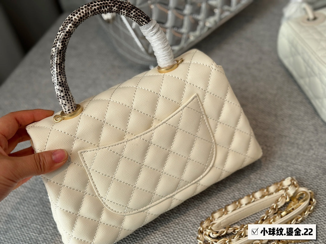 CC new arrival coco handle caviar leather size : 23*13cm