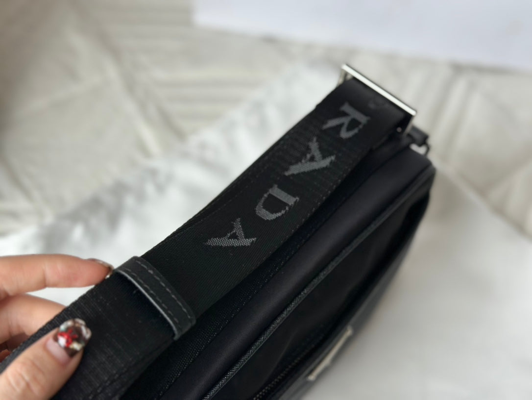 Pra new arrival men and women bag size : 24*15cm