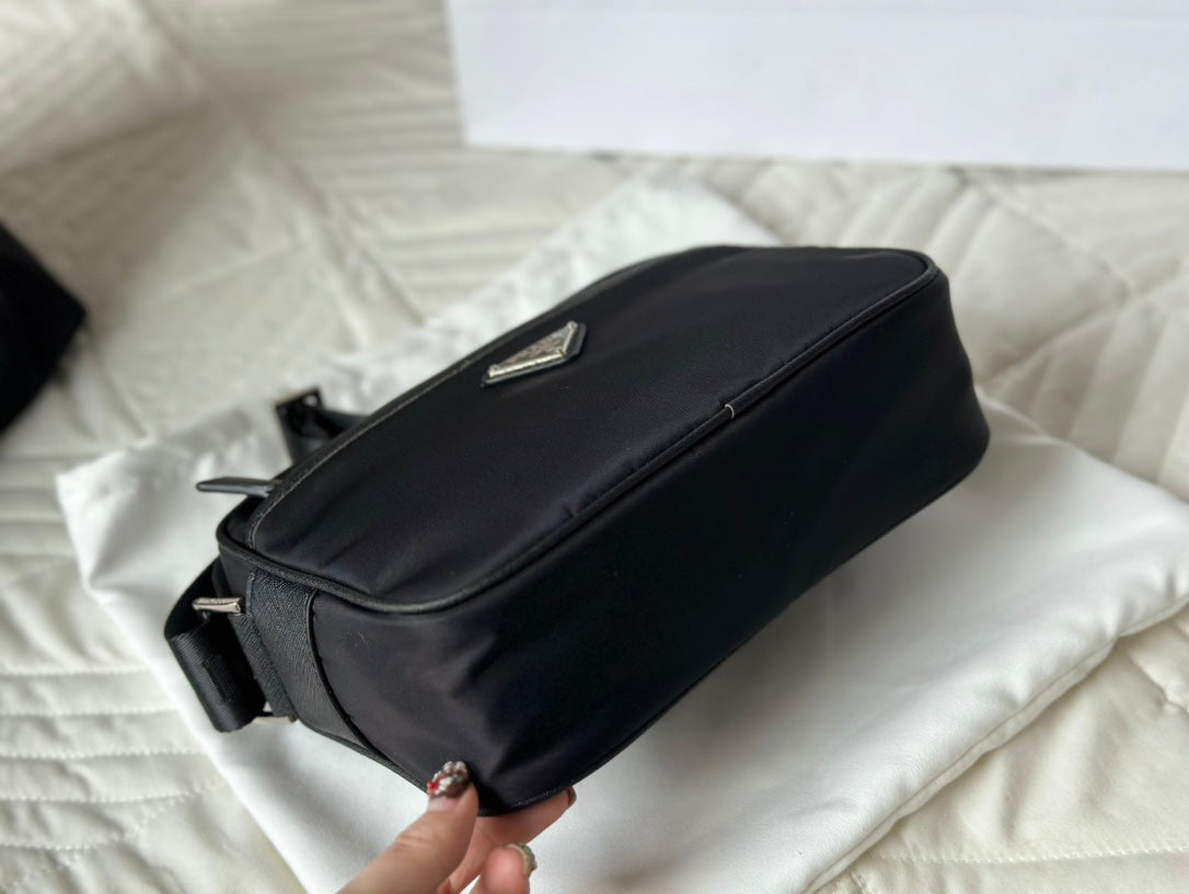 Pra new arrival men and women bag size : 24*15cm