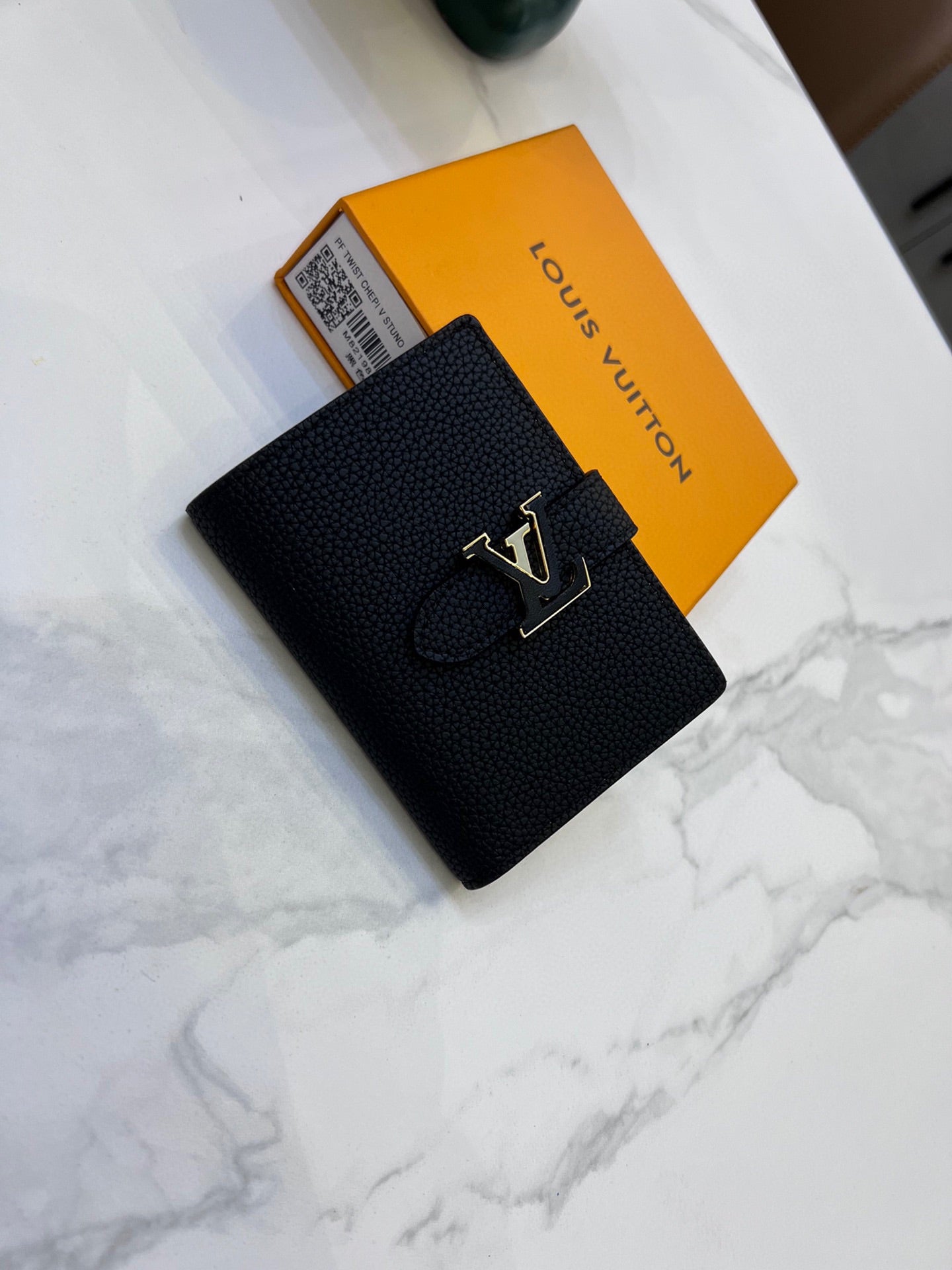 Louis Vertical CP Taurillon leather wallet size : 9*12*10 cm