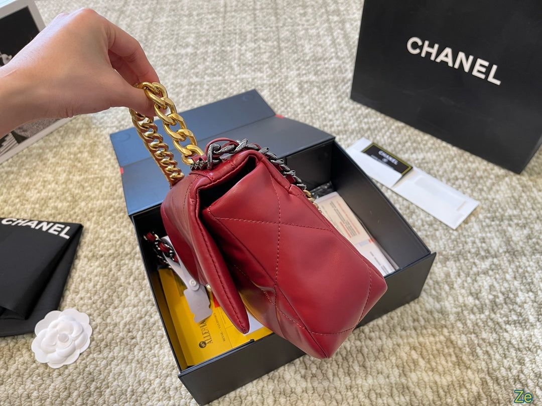 CC 19bag new arrival women bag size : 25*16 cm