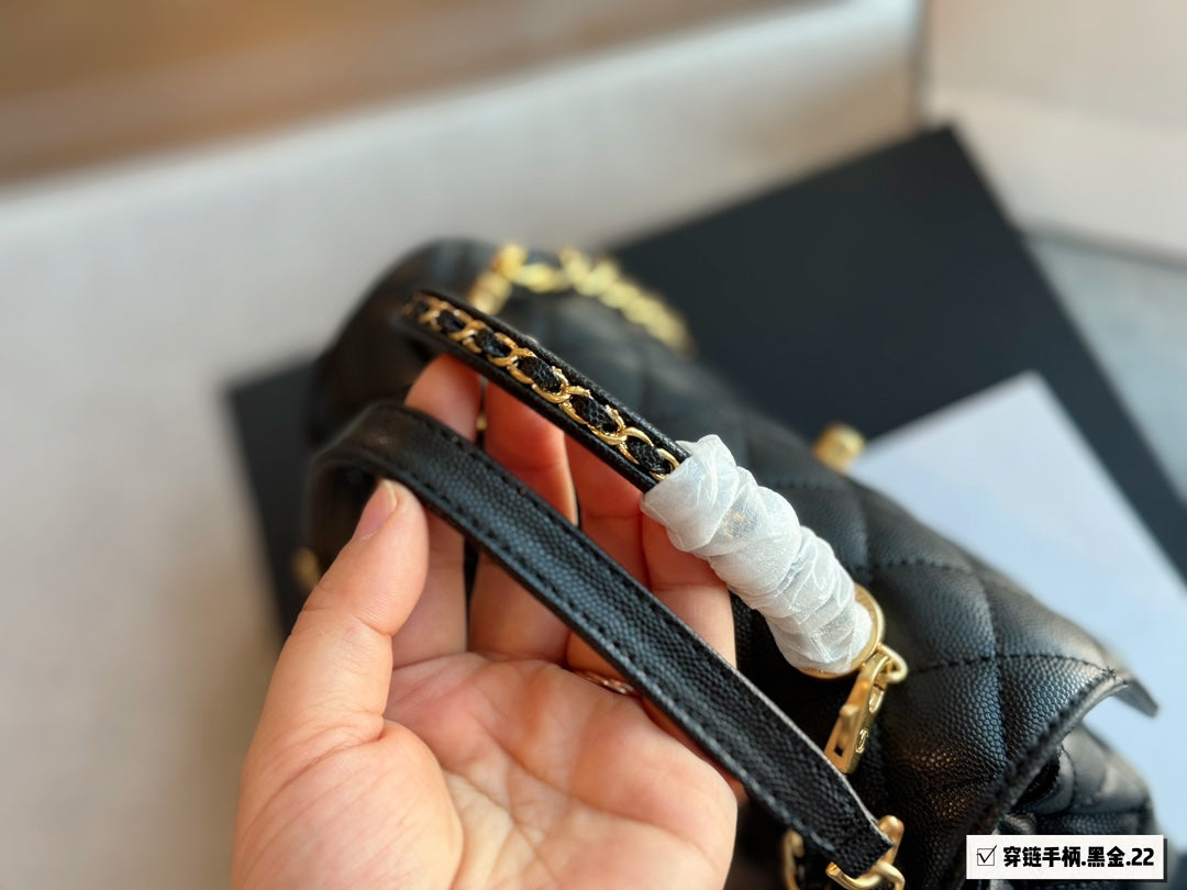 CC new arrival coco handle caviar leather size : 23*13cm