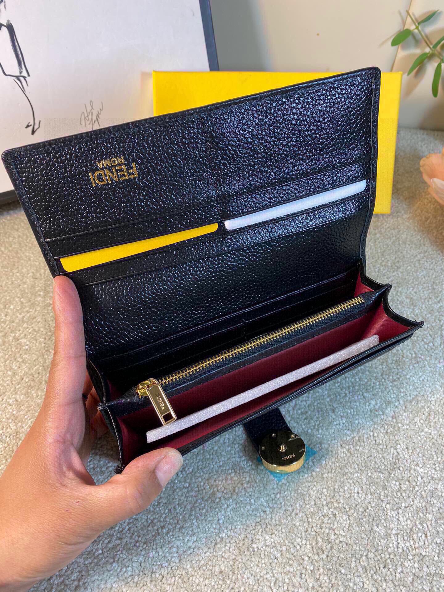 Fen new arrival wallets size: 19 * 10cm