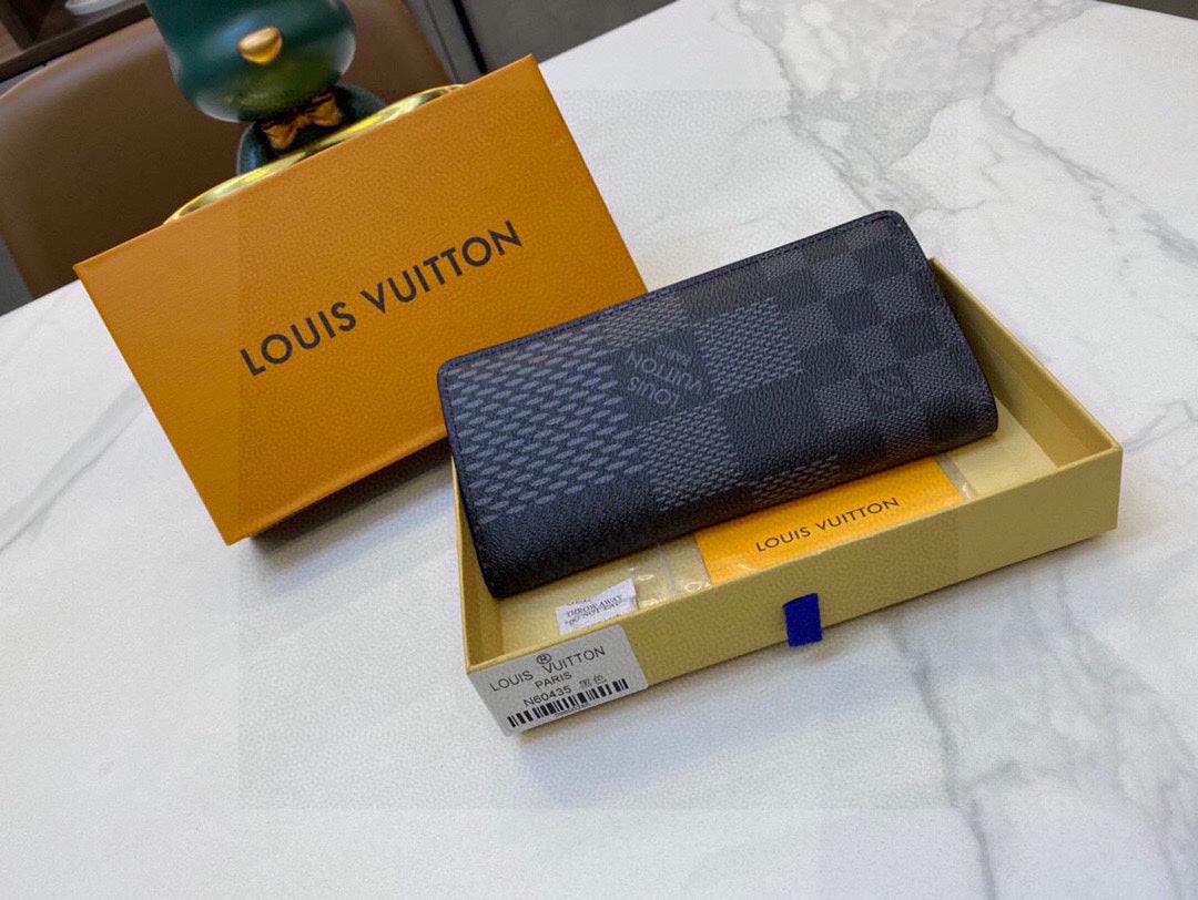 Louis new arrival men and women wallets