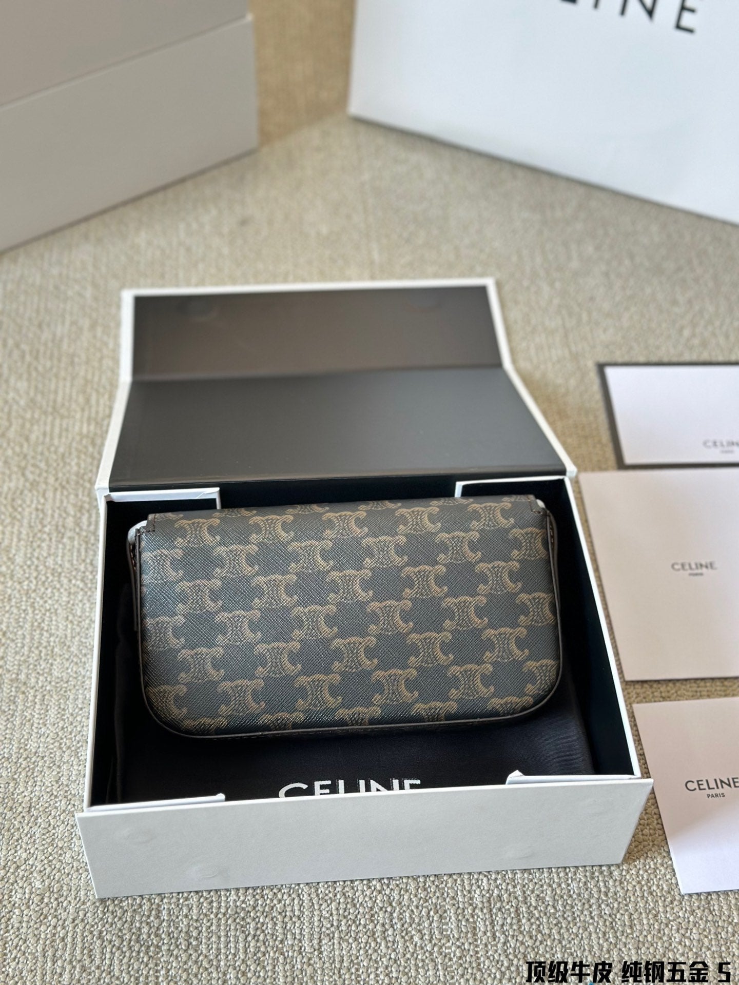 Ce eva TRIOMPHE CANVAS Size:20 12cm