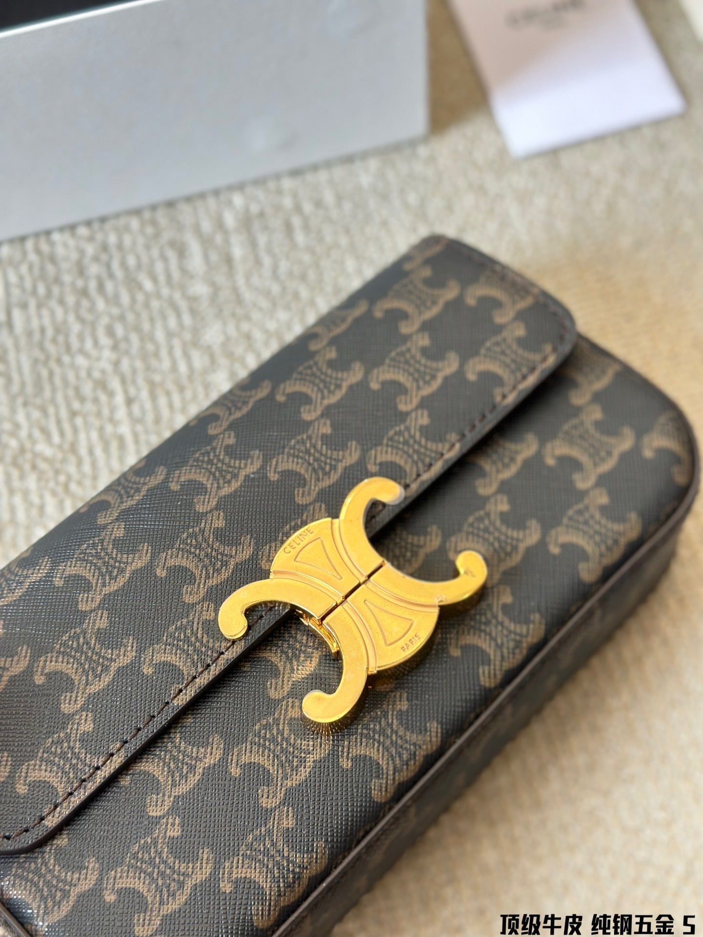 Ce eva TRIOMPHE CANVAS Size:20 12cm