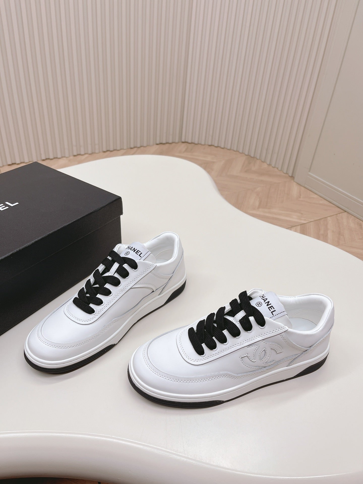 Cc new arrival  24P women sneakers heels 3 cm