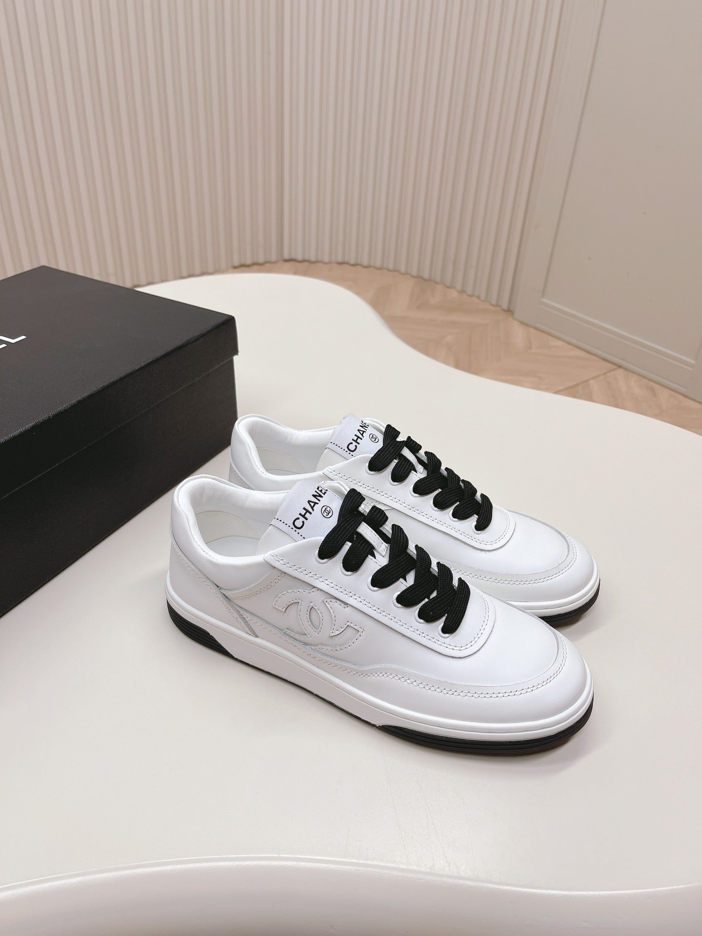 Cc new arrival  24P women sneakers heels 3 cm