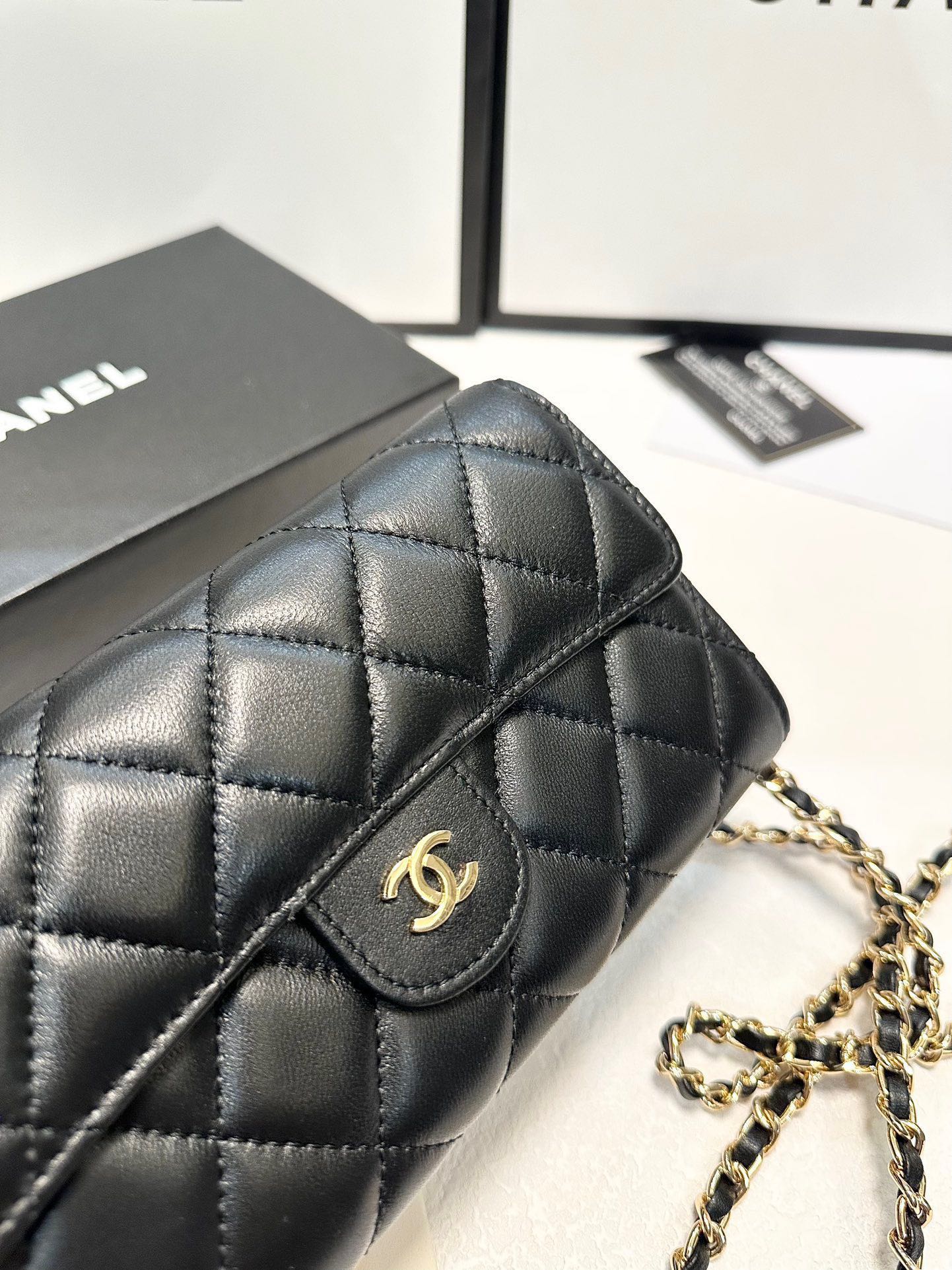 cc new arrival bag wallet size : 19x10 cm