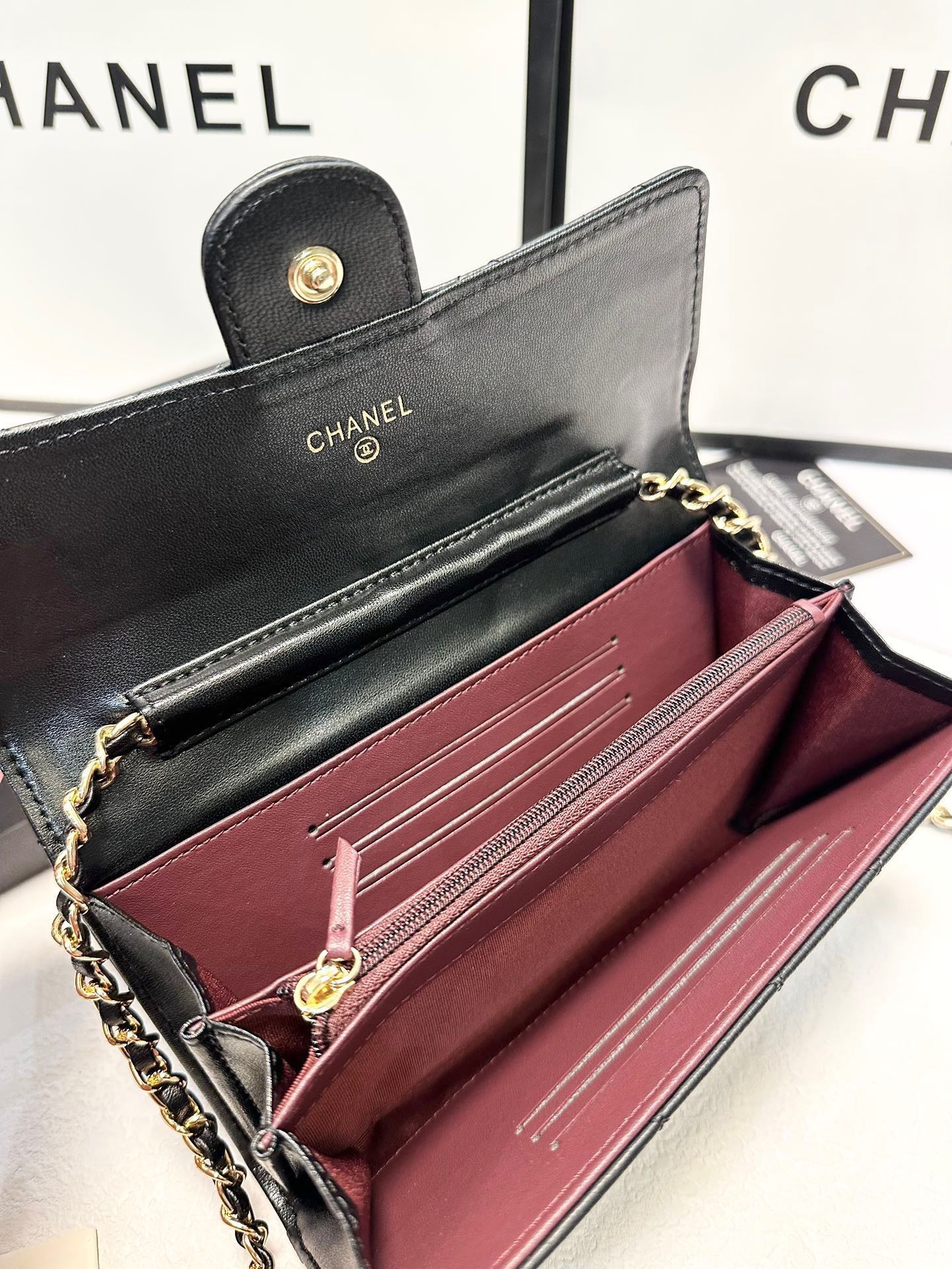 cc new arrival bag wallet size : 19x10 cm