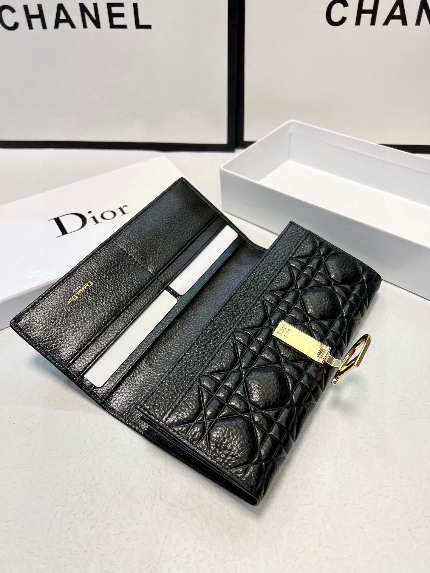 Di new arrival wallet size: 19x10 cm