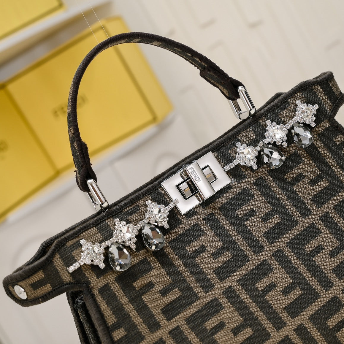 Fen Peekaboo ISeeU Petite diamond tote bag