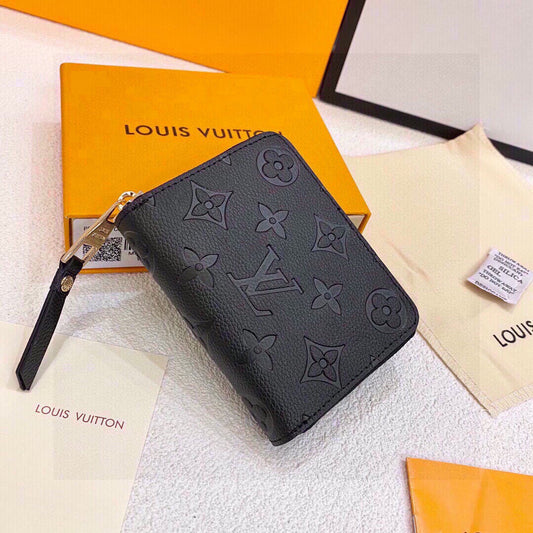 Louis new arrival wallet size : 11x8 cm