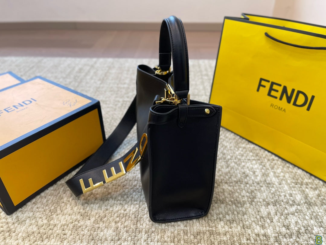 Fen Peekaboo new arrival tote bag size : 30*24 cm