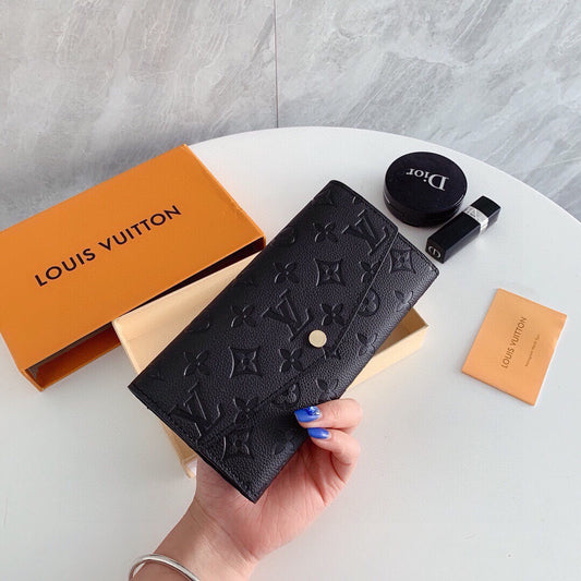 Louis new arrival wallet size;19x10 cm